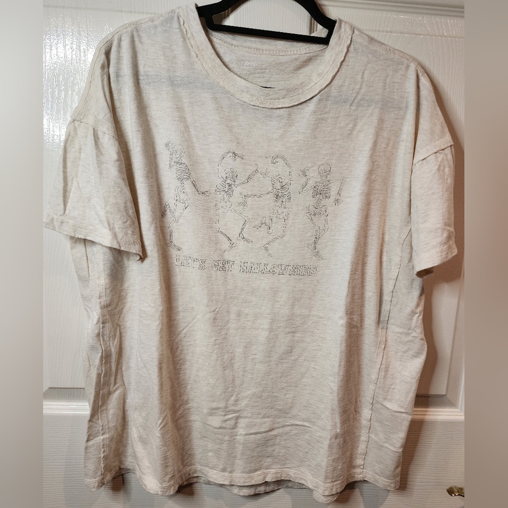 Aerie Cream Graphic Tee - Let's Get Halloweird